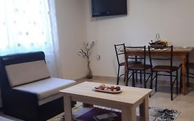 M&T Apartment